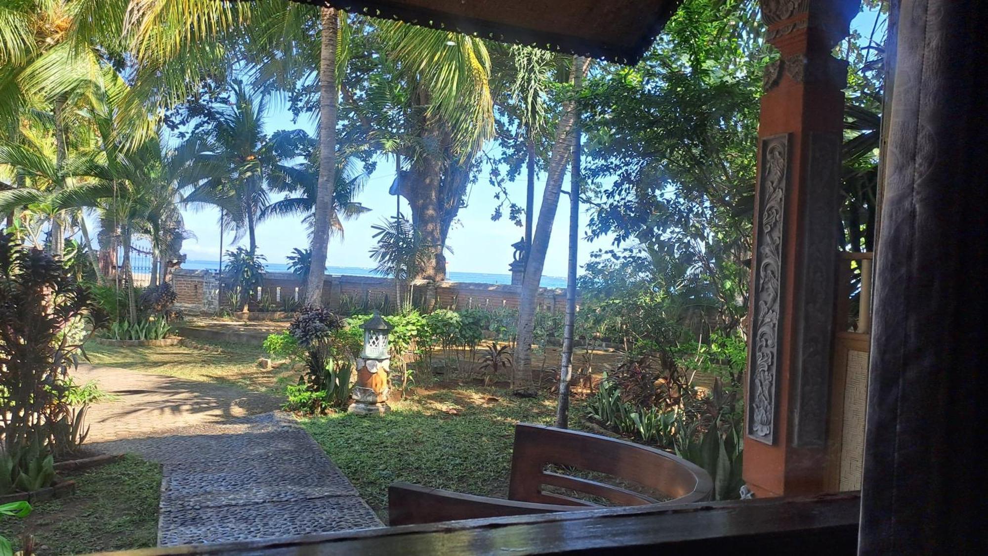 Lovina Beach Hotel 외부 사진